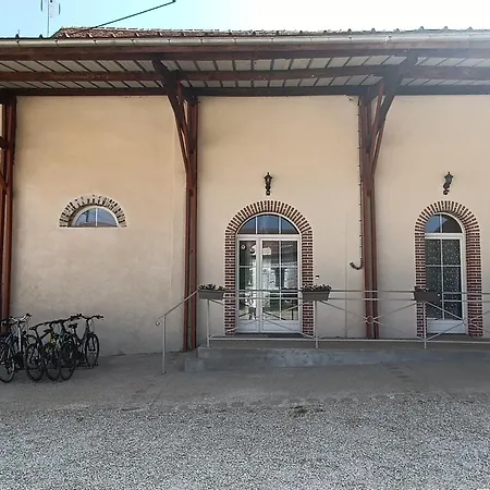 D'hôtes Le Domaine Des Hirondelles Couette-café